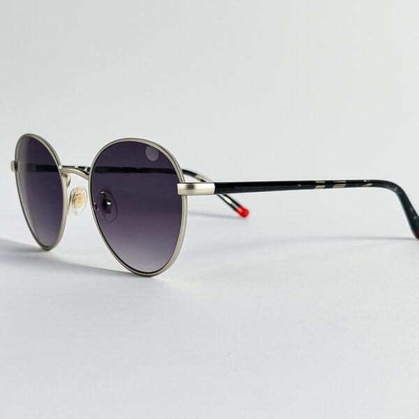 Alternative view of S. Oliver 98 605 200