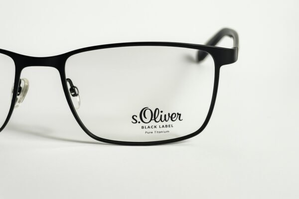 Alternative view of S.Oliver titaniumske dioptrijske naočare 94 708 600
